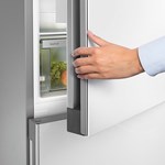 liebherr-CFRS22_EasyOpen recessed grip