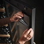 liebherr-CFSW23_Replaceable door seal (Vinidor)