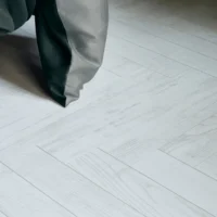 Chestnut White chateau -3